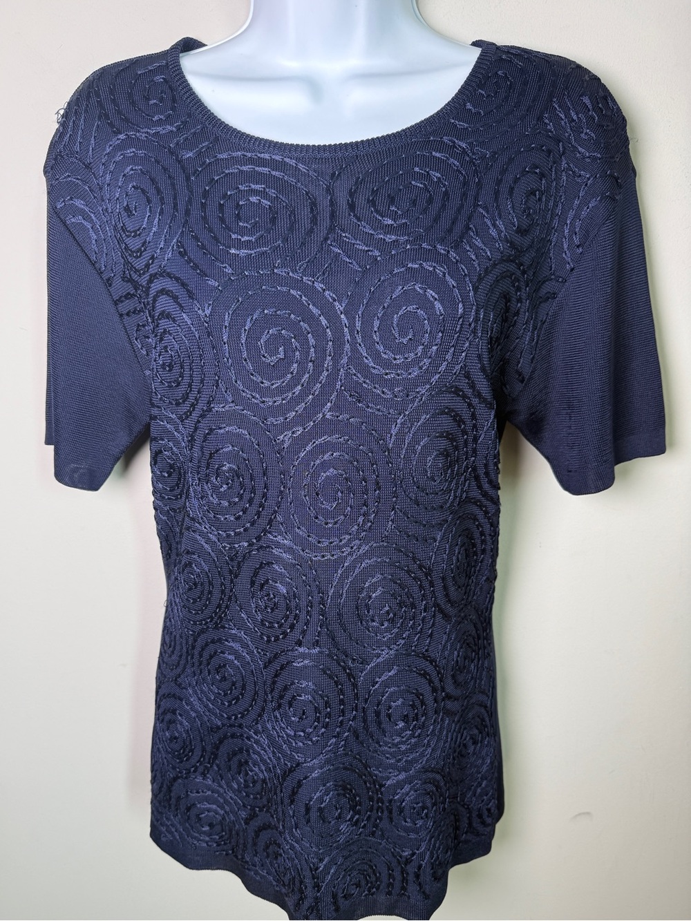 Women’s Navy Spiral Lace Front Short Sleeve Sweater Top Sz M